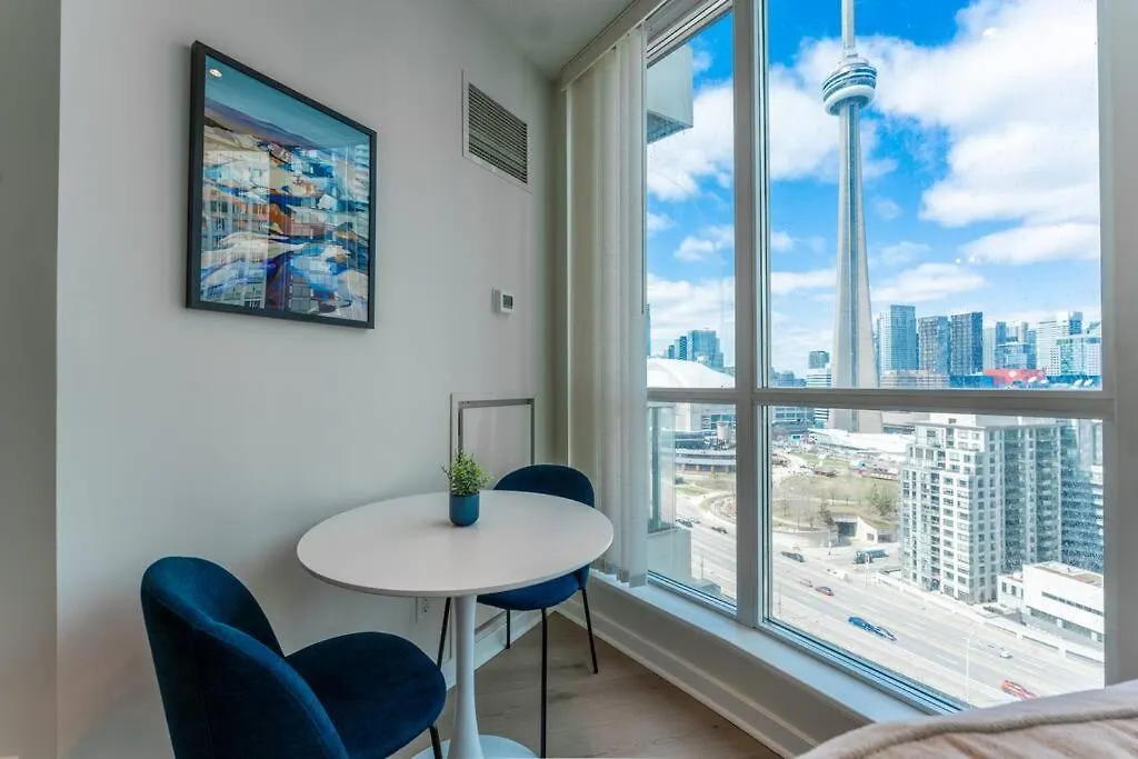 Toronto Views ~ Pool ~ Bbq ~ Harbourfront ~ Wifi公寓 公寓